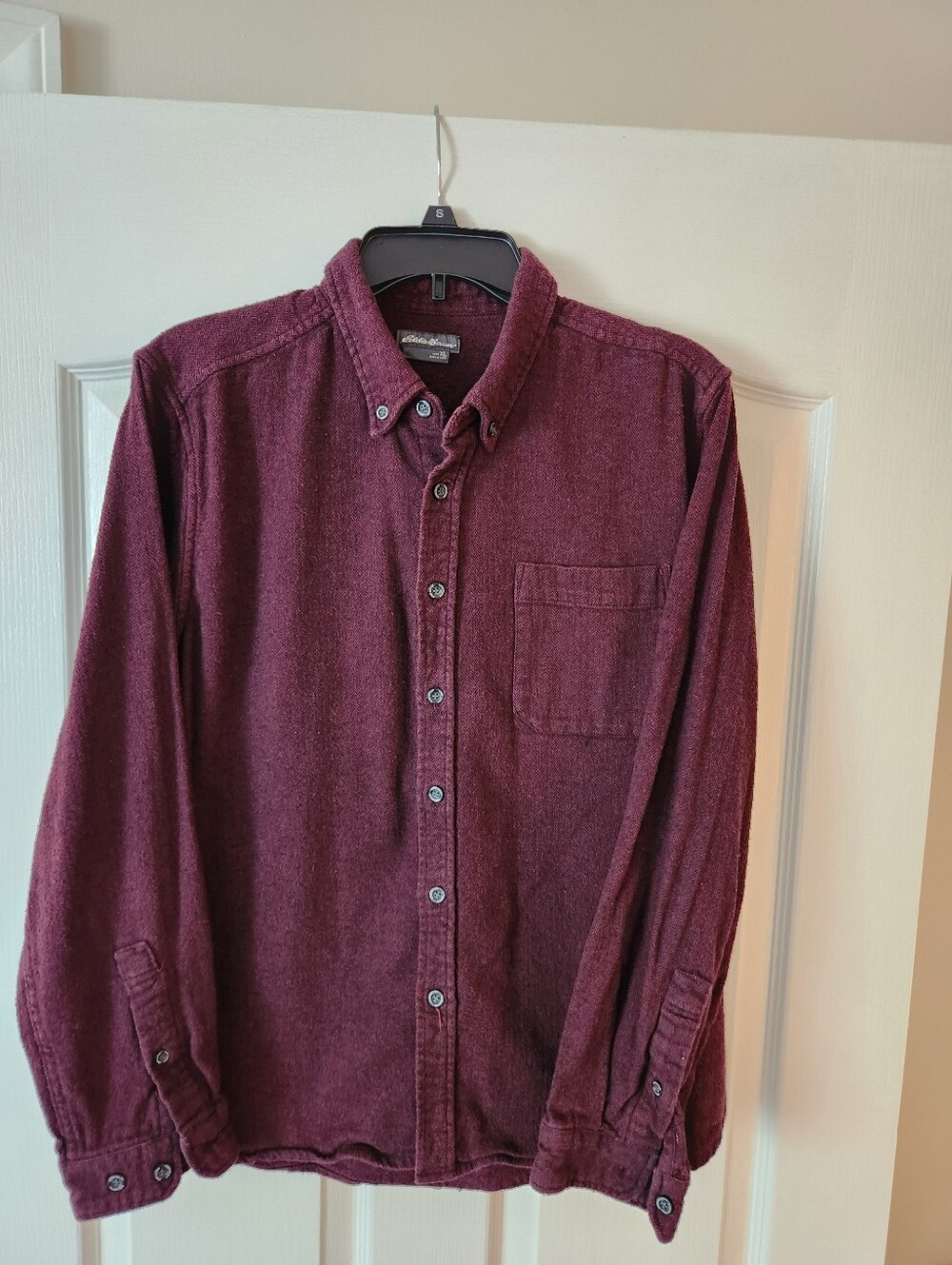 Eddie Bauer Men's Long-Sleeve Button-Down Shirt - Burgundy